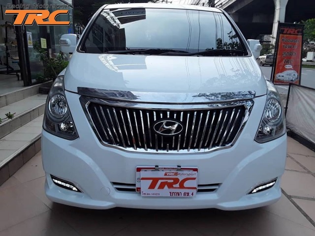 หน้ากระจัง Hyundai H1 GRAND Starex 2017 #2 รุ่น Grand Starex VIP ลายตั้ง โครมเมี่ยมตัดดำ